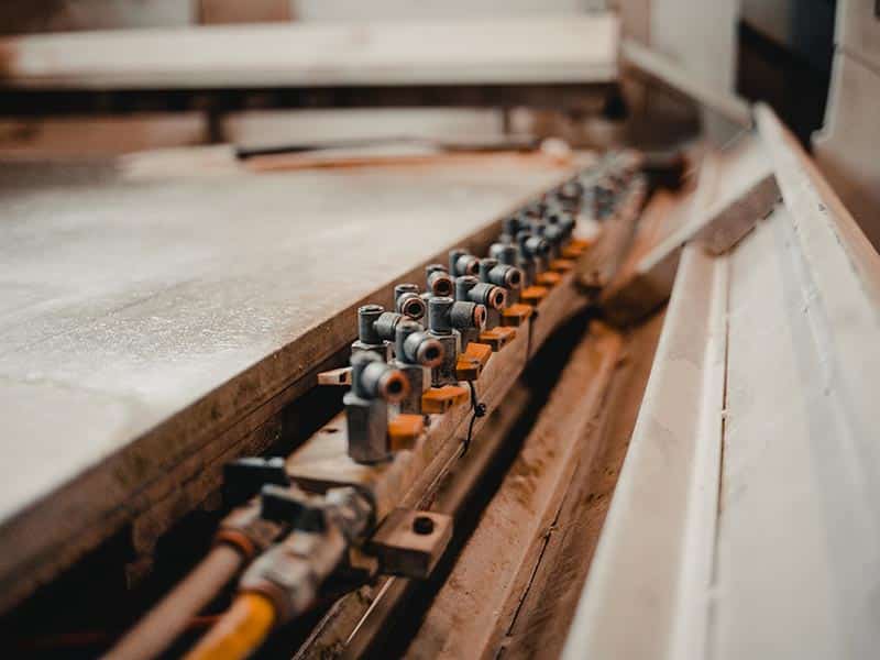 taglio-idrogetto-lastra-marmo-reggio-emilia